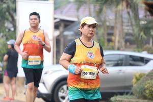 BIB: 17120
                            <button type="button" onclick="openModal(9502147)" class="btn btn-primary btn-sm float-right btn-popup" data-toggle="modal" data-target=".modal-high-quality">
                        <i class="fas fa-shopping-cart"></i> Add to Cart
                    </button>
                                            <button type="button" onclick="isThisMe(9502147, true)" class="btn btn-success btn-sm float-right btn-popup btn-isme hidden" data-toggle="tooltip" data-placement="bottom" title="นี่คือรูปของคุณใช่ไหม คลิกที่นี่เพื่อเอาเข้าอัลบั้ม">
                        <i class="fas fa-plus"></i> Add to album
                    </button>
                    <button type="button" onclick="isThisMe(9502147, false)" class="btn btn-warning btn-sm float-right btn-popup btn-isnotme hidden">
                        <i class="fas fa-ban"></i> Remove from album
                    </button>