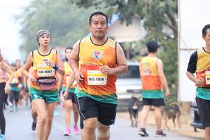 BIB: 10467, 11876
                            <button type="button" onclick="openModal(9501774)" class="btn btn-primary btn-sm float-right btn-popup" data-toggle="modal" data-target=".modal-high-quality">
                        <i class="fas fa-shopping-cart"></i> Add to Cart
                    </button>
                                            <button type="button" onclick="isThisMe(9501774, true)" class="btn btn-success btn-sm float-right btn-popup btn-isme hidden" data-toggle="tooltip" data-placement="bottom" title="นี่คือรูปของคุณใช่ไหม คลิกที่นี่เพื่อเอาเข้าอัลบั้ม">
                        <i class="fas fa-plus"></i> Add to album
                    </button>
                    <button type="button" onclick="isThisMe(9501774, false)" class="btn btn-warning btn-sm float-right btn-popup btn-isnotme hidden">
                        <i class="fas fa-ban"></i> Remove from album
                    </button>