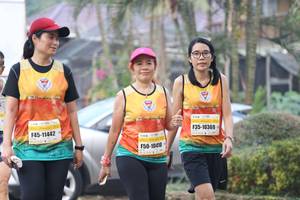 BIB: 10369, 11442, 10410
                            <button type="button" onclick="openModal(9501869)" class="btn btn-primary btn-sm float-right btn-popup" data-toggle="modal" data-target=".modal-high-quality">
                        <i class="fas fa-shopping-cart"></i> Add to Cart
                    </button>
                                            <button type="button" onclick="isThisMe(9501869, true)" class="btn btn-success btn-sm float-right btn-popup btn-isme hidden" data-toggle="tooltip" data-placement="bottom" title="นี่คือรูปของคุณใช่ไหม คลิกที่นี่เพื่อเอาเข้าอัลบั้ม">
                        <i class="fas fa-plus"></i> Add to album
                    </button>
                    <button type="button" onclick="isThisMe(9501869, false)" class="btn btn-warning btn-sm float-right btn-popup btn-isnotme hidden">
                        <i class="fas fa-ban"></i> Remove from album
                    </button>