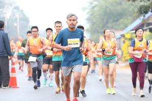 BIB: 15798
                            <button type="button" onclick="openModal(9501103)" class="btn btn-primary btn-sm float-right btn-popup" data-toggle="modal" data-target=".modal-high-quality">
                        <i class="fas fa-shopping-cart"></i> Add to Cart
                    </button>
                                            <button type="button" onclick="isThisMe(9501103, true)" class="btn btn-success btn-sm float-right btn-popup btn-isme hidden" data-toggle="tooltip" data-placement="bottom" title="นี่คือรูปของคุณใช่ไหม คลิกที่นี่เพื่อเอาเข้าอัลบั้ม">
                        <i class="fas fa-plus"></i> Add to album
                    </button>
                    <button type="button" onclick="isThisMe(9501103, false)" class="btn btn-warning btn-sm float-right btn-popup btn-isnotme hidden">
                        <i class="fas fa-ban"></i> Remove from album
                    </button>