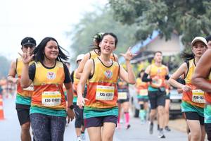 BIB: 113, 17377, 17402
                            <button type="button" onclick="openModal(9499228)" class="btn btn-primary btn-sm float-right btn-popup" data-toggle="modal" data-target=".modal-high-quality">
                        <i class="fas fa-shopping-cart"></i> Add to Cart
                    </button>
                                            <button type="button" onclick="isThisMe(9499228, true)" class="btn btn-success btn-sm float-right btn-popup btn-isme hidden" data-toggle="tooltip" data-placement="bottom" title="นี่คือรูปของคุณใช่ไหม คลิกที่นี่เพื่อเอาเข้าอัลบั้ม">
                        <i class="fas fa-plus"></i> Add to album
                    </button>
                    <button type="button" onclick="isThisMe(9499228, false)" class="btn btn-warning btn-sm float-right btn-popup btn-isnotme hidden">
                        <i class="fas fa-ban"></i> Remove from album
                    </button>
