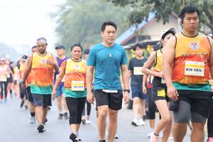 BIB: 11826, 1772
                            <button type="button" onclick="openModal(9501770)" class="btn btn-primary btn-sm float-right btn-popup" data-toggle="modal" data-target=".modal-high-quality">
                        <i class="fas fa-shopping-cart"></i> Add to Cart
                    </button>
                                            <button type="button" onclick="isThisMe(9501770, true)" class="btn btn-success btn-sm float-right btn-popup btn-isme hidden" data-toggle="tooltip" data-placement="bottom" title="นี่คือรูปของคุณใช่ไหม คลิกที่นี่เพื่อเอาเข้าอัลบั้ม">
                        <i class="fas fa-plus"></i> Add to album
                    </button>
                    <button type="button" onclick="isThisMe(9501770, false)" class="btn btn-warning btn-sm float-right btn-popup btn-isnotme hidden">
                        <i class="fas fa-ban"></i> Remove from album
                    </button>