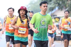 BIB: 11244
                            <button type="button" onclick="openModal(9501118)" class="btn btn-primary btn-sm float-right btn-popup" data-toggle="modal" data-target=".modal-high-quality">
                        <i class="fas fa-shopping-cart"></i> Add to Cart
                    </button>
                                            <button type="button" onclick="isThisMe(9501118, true)" class="btn btn-success btn-sm float-right btn-popup btn-isme hidden" data-toggle="tooltip" data-placement="bottom" title="นี่คือรูปของคุณใช่ไหม คลิกที่นี่เพื่อเอาเข้าอัลบั้ม">
                        <i class="fas fa-plus"></i> Add to album
                    </button>
                    <button type="button" onclick="isThisMe(9501118, false)" class="btn btn-warning btn-sm float-right btn-popup btn-isnotme hidden">
                        <i class="fas fa-ban"></i> Remove from album
                    </button>