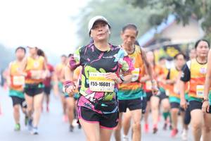 BIB: 16601
                            <button type="button" onclick="openModal(9501122)" class="btn btn-primary btn-sm float-right btn-popup" data-toggle="modal" data-target=".modal-high-quality">
                        <i class="fas fa-shopping-cart"></i> Add to Cart
                    </button>
                                            <button type="button" onclick="isThisMe(9501122, true)" class="btn btn-success btn-sm float-right btn-popup btn-isme hidden" data-toggle="tooltip" data-placement="bottom" title="นี่คือรูปของคุณใช่ไหม คลิกที่นี่เพื่อเอาเข้าอัลบั้ม">
                        <i class="fas fa-plus"></i> Add to album
                    </button>
                    <button type="button" onclick="isThisMe(9501122, false)" class="btn btn-warning btn-sm float-right btn-popup btn-isnotme hidden">
                        <i class="fas fa-ban"></i> Remove from album
                    </button>
