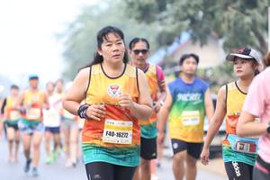 BIB: 16272
                            <button type="button" onclick="openModal(9501924)" class="btn btn-primary btn-sm float-right btn-popup" data-toggle="modal" data-target=".modal-high-quality">
                        <i class="fas fa-shopping-cart"></i> Add to Cart
                    </button>
                                            <button type="button" onclick="isThisMe(9501924, true)" class="btn btn-success btn-sm float-right btn-popup btn-isme hidden" data-toggle="tooltip" data-placement="bottom" title="นี่คือรูปของคุณใช่ไหม คลิกที่นี่เพื่อเอาเข้าอัลบั้ม">
                        <i class="fas fa-plus"></i> Add to album
                    </button>
                    <button type="button" onclick="isThisMe(9501924, false)" class="btn btn-warning btn-sm float-right btn-popup btn-isnotme hidden">
                        <i class="fas fa-ban"></i> Remove from album
                    </button>