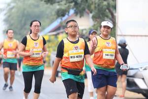 BIB: 10997, 17697, 16755
                            <button type="button" onclick="openModal(9502062)" class="btn btn-primary btn-sm float-right btn-popup" data-toggle="modal" data-target=".modal-high-quality">
                        <i class="fas fa-shopping-cart"></i> Add to Cart
                    </button>
                                            <button type="button" onclick="isThisMe(9502062, true)" class="btn btn-success btn-sm float-right btn-popup btn-isme hidden" data-toggle="tooltip" data-placement="bottom" title="นี่คือรูปของคุณใช่ไหม คลิกที่นี่เพื่อเอาเข้าอัลบั้ม">
                        <i class="fas fa-plus"></i> Add to album
                    </button>
                    <button type="button" onclick="isThisMe(9502062, false)" class="btn btn-warning btn-sm float-right btn-popup btn-isnotme hidden">
                        <i class="fas fa-ban"></i> Remove from album
                    </button>