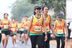 BIB: 10285, 402, 140, 1054
                            <button type="button" onclick="openModal(9502101)" class="btn btn-primary btn-sm float-right btn-popup" data-toggle="modal" data-target=".modal-high-quality">
                        <i class="fas fa-shopping-cart"></i> Add to Cart
                    </button>
                                            <button type="button" onclick="isThisMe(9502101, true)" class="btn btn-success btn-sm float-right btn-popup btn-isme hidden" data-toggle="tooltip" data-placement="bottom" title="นี่คือรูปของคุณใช่ไหม คลิกที่นี่เพื่อเอาเข้าอัลบั้ม">
                        <i class="fas fa-plus"></i> Add to album
                    </button>
                    <button type="button" onclick="isThisMe(9502101, false)" class="btn btn-warning btn-sm float-right btn-popup btn-isnotme hidden">
                        <i class="fas fa-ban"></i> Remove from album
                    </button>