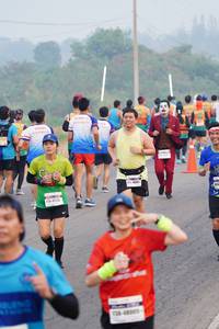 BIB: 4850, 47224, 48001
                            <button type="button" onclick="openModal(7460984)" class="btn btn-primary btn-sm float-right btn-popup" data-toggle="modal" data-target=".modal-high-quality">
                        <i class="fas fa-shopping-cart"></i> Add to Cart
                    </button>
                                            <button type="button" onclick="isThisMe(7460984, true)" class="btn btn-success btn-sm float-right btn-popup btn-isme hidden" data-toggle="tooltip" data-placement="bottom" title="นี่คือรูปของคุณใช่ไหม คลิกที่นี่เพื่อเอาเข้าอัลบั้ม">
                        <i class="fas fa-plus"></i> Add to album
                    </button>
                    <button type="button" onclick="isThisMe(7460984, false)" class="btn btn-warning btn-sm float-right btn-popup btn-isnotme hidden">
                        <i class="fas fa-ban"></i> Remove from album
                    </button>