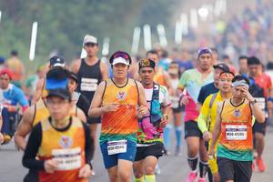 BIB: 41580, 42568, 
                            <button type="button" onclick="openModal(7502810)" class="btn btn-primary btn-sm float-right btn-popup" data-toggle="modal" data-target=".modal-high-quality">
                        <i class="fas fa-shopping-cart"></i> Add to Cart
                    </button>
                                            <button type="button" onclick="isThisMe(7502810, true)" class="btn btn-success btn-sm float-right btn-popup btn-isme hidden" data-toggle="tooltip" data-placement="bottom" title="นี่คือรูปของคุณใช่ไหม คลิกที่นี่เพื่อเอาเข้าอัลบั้ม">
                        <i class="fas fa-plus"></i> Add to album
                    </button>
                    <button type="button" onclick="isThisMe(7502810, false)" class="btn btn-warning btn-sm float-right btn-popup btn-isnotme hidden">
                        <i class="fas fa-ban"></i> Remove from album
                    </button>