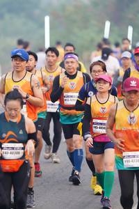 BIB: 4203, 4056, 40306, 4238
                            <button type="button" onclick="openModal(7543562)" class="btn btn-primary btn-sm float-right btn-popup" data-toggle="modal" data-target=".modal-high-quality">
                        <i class="fas fa-shopping-cart"></i> Add to Cart
                    </button>
                                            <button type="button" onclick="isThisMe(7543562, true)" class="btn btn-success btn-sm float-right btn-popup btn-isme hidden" data-toggle="tooltip" data-placement="bottom" title="นี่คือรูปของคุณใช่ไหม คลิกที่นี่เพื่อเอาเข้าอัลบั้ม">
                        <i class="fas fa-plus"></i> Add to album
                    </button>
                    <button type="button" onclick="isThisMe(7543562, false)" class="btn btn-warning btn-sm float-right btn-popup btn-isnotme hidden">
                        <i class="fas fa-ban"></i> Remove from album
                    </button>