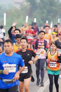 BIB: 40123, 0362
                            <button type="button" onclick="openModal(7471368)" class="btn btn-primary btn-sm float-right btn-popup" data-toggle="modal" data-target=".modal-high-quality">
                        <i class="fas fa-shopping-cart"></i> Add to Cart
                    </button>
                                            <button type="button" onclick="isThisMe(7471368, true)" class="btn btn-success btn-sm float-right btn-popup btn-isme hidden" data-toggle="tooltip" data-placement="bottom" title="นี่คือรูปของคุณใช่ไหม คลิกที่นี่เพื่อเอาเข้าอัลบั้ม">
                        <i class="fas fa-plus"></i> Add to album
                    </button>
                    <button type="button" onclick="isThisMe(7471368, false)" class="btn btn-warning btn-sm float-right btn-popup btn-isnotme hidden">
                        <i class="fas fa-ban"></i> Remove from album
                    </button>