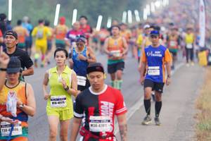 BIB: 48175, 421, 4606
                            <button type="button" onclick="openModal(7431855)" class="btn btn-primary btn-sm float-right btn-popup" data-toggle="modal" data-target=".modal-high-quality">
                        <i class="fas fa-shopping-cart"></i> Add to Cart
                    </button>
                                            <button type="button" onclick="isThisMe(7431855, true)" class="btn btn-success btn-sm float-right btn-popup btn-isme hidden" data-toggle="tooltip" data-placement="bottom" title="นี่คือรูปของคุณใช่ไหม คลิกที่นี่เพื่อเอาเข้าอัลบั้ม">
                        <i class="fas fa-plus"></i> Add to album
                    </button>
                    <button type="button" onclick="isThisMe(7431855, false)" class="btn btn-warning btn-sm float-right btn-popup btn-isnotme hidden">
                        <i class="fas fa-ban"></i> Remove from album
                    </button>