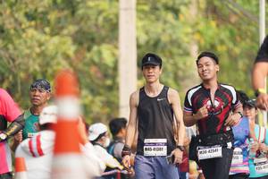 BIB: 41301, 42541, 513, 456
                            <button type="button" onclick="openModal(8273772)" class="btn btn-primary btn-sm float-right btn-popup" data-toggle="modal" data-target=".modal-high-quality">
                        <i class="fas fa-shopping-cart"></i> Add to Cart
                    </button>
                                            <button type="button" onclick="isThisMe(8273772, true)" class="btn btn-success btn-sm float-right btn-popup btn-isme hidden" data-toggle="tooltip" data-placement="bottom" title="นี่คือรูปของคุณใช่ไหม คลิกที่นี่เพื่อเอาเข้าอัลบั้ม">
                        <i class="fas fa-plus"></i> Add to album
                    </button>
                    <button type="button" onclick="isThisMe(8273772, false)" class="btn btn-warning btn-sm float-right btn-popup btn-isnotme hidden">
                        <i class="fas fa-ban"></i> Remove from album
                    </button>