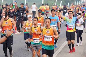 BIB: 41099, 40410, 40679
                            <button type="button" onclick="openModal(7519941)" class="btn btn-primary btn-sm float-right btn-popup" data-toggle="modal" data-target=".modal-high-quality">
                        <i class="fas fa-shopping-cart"></i> Add to Cart
                    </button>
                                            <button type="button" onclick="isThisMe(7519941, true)" class="btn btn-success btn-sm float-right btn-popup btn-isme hidden" data-toggle="tooltip" data-placement="bottom" title="นี่คือรูปของคุณใช่ไหม คลิกที่นี่เพื่อเอาเข้าอัลบั้ม">
                        <i class="fas fa-plus"></i> Add to album
                    </button>
                    <button type="button" onclick="isThisMe(7519941, false)" class="btn btn-warning btn-sm float-right btn-popup btn-isnotme hidden">
                        <i class="fas fa-ban"></i> Remove from album
                    </button>