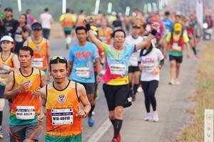 BIB: 40679, 40410
                            <button type="button" onclick="openModal(7519862)" class="btn btn-primary btn-sm float-right btn-popup" data-toggle="modal" data-target=".modal-high-quality">
                        <i class="fas fa-shopping-cart"></i> Add to Cart
                    </button>
                                            <button type="button" onclick="isThisMe(7519862, true)" class="btn btn-success btn-sm float-right btn-popup btn-isme hidden" data-toggle="tooltip" data-placement="bottom" title="นี่คือรูปของคุณใช่ไหม คลิกที่นี่เพื่อเอาเข้าอัลบั้ม">
                        <i class="fas fa-plus"></i> Add to album
                    </button>
                    <button type="button" onclick="isThisMe(7519862, false)" class="btn btn-warning btn-sm float-right btn-popup btn-isnotme hidden">
                        <i class="fas fa-ban"></i> Remove from album
                    </button>