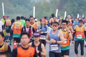 BIB: 46476, 140, 45413
                            <button type="button" onclick="openModal(7433414)" class="btn btn-primary btn-sm float-right btn-popup" data-toggle="modal" data-target=".modal-high-quality">
                        <i class="fas fa-shopping-cart"></i> Add to Cart
                    </button>
                                            <button type="button" onclick="isThisMe(7433414, true)" class="btn btn-success btn-sm float-right btn-popup btn-isme hidden" data-toggle="tooltip" data-placement="bottom" title="นี่คือรูปของคุณใช่ไหม คลิกที่นี่เพื่อเอาเข้าอัลบั้ม">
                        <i class="fas fa-plus"></i> Add to album
                    </button>
                    <button type="button" onclick="isThisMe(7433414, false)" class="btn btn-warning btn-sm float-right btn-popup btn-isnotme hidden">
                        <i class="fas fa-ban"></i> Remove from album
                    </button>