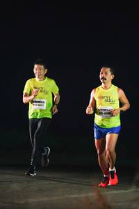 BIB: 040572, 4888
                            <button type="button" onclick="openModal(8380431)" class="btn btn-primary btn-sm float-right btn-popup" data-toggle="modal" data-target=".modal-high-quality">
                        <i class="fas fa-shopping-cart"></i> Add to Cart
                    </button>
                                            <button type="button" onclick="isThisMe(8380431, true)" class="btn btn-success btn-sm float-right btn-popup btn-isme hidden" data-toggle="tooltip" data-placement="bottom" title="นี่คือรูปของคุณใช่ไหม คลิกที่นี่เพื่อเอาเข้าอัลบั้ม">
                        <i class="fas fa-plus"></i> Add to album
                    </button>
                    <button type="button" onclick="isThisMe(8380431, false)" class="btn btn-warning btn-sm float-right btn-popup btn-isnotme hidden">
                        <i class="fas fa-ban"></i> Remove from album
                    </button>