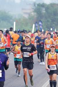 BIB: 426, 40003
                            <button type="button" onclick="openModal(7417069)" class="btn btn-primary btn-sm float-right btn-popup" data-toggle="modal" data-target=".modal-high-quality">
                        <i class="fas fa-shopping-cart"></i> Add to Cart
                    </button>
                                            <button type="button" onclick="isThisMe(7417069, true)" class="btn btn-success btn-sm float-right btn-popup btn-isme hidden" data-toggle="tooltip" data-placement="bottom" title="นี่คือรูปของคุณใช่ไหม คลิกที่นี่เพื่อเอาเข้าอัลบั้ม">
                        <i class="fas fa-plus"></i> Add to album
                    </button>
                    <button type="button" onclick="isThisMe(7417069, false)" class="btn btn-warning btn-sm float-right btn-popup btn-isnotme hidden">
                        <i class="fas fa-ban"></i> Remove from album
                    </button>