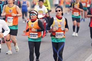 BIB: 42118, 40503
                            <button type="button" onclick="openModal(7510632)" class="btn btn-primary btn-sm float-right btn-popup" data-toggle="modal" data-target=".modal-high-quality">
                        <i class="fas fa-shopping-cart"></i> Add to Cart
                    </button>
                                            <button type="button" onclick="isThisMe(7510632, true)" class="btn btn-success btn-sm float-right btn-popup btn-isme hidden" data-toggle="tooltip" data-placement="bottom" title="นี่คือรูปของคุณใช่ไหม คลิกที่นี่เพื่อเอาเข้าอัลบั้ม">
                        <i class="fas fa-plus"></i> Add to album
                    </button>
                    <button type="button" onclick="isThisMe(7510632, false)" class="btn btn-warning btn-sm float-right btn-popup btn-isnotme hidden">
                        <i class="fas fa-ban"></i> Remove from album
                    </button>