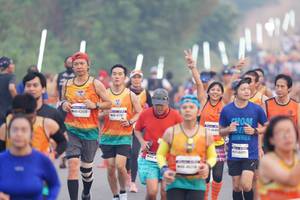 BIB: 42428, 4171, 4541
                            <button type="button" onclick="openModal(7465940)" class="btn btn-primary btn-sm float-right btn-popup" data-toggle="modal" data-target=".modal-high-quality">
                        <i class="fas fa-shopping-cart"></i> Add to Cart
                    </button>
                                            <button type="button" onclick="isThisMe(7465940, true)" class="btn btn-success btn-sm float-right btn-popup btn-isme hidden" data-toggle="tooltip" data-placement="bottom" title="นี่คือรูปของคุณใช่ไหม คลิกที่นี่เพื่อเอาเข้าอัลบั้ม">
                        <i class="fas fa-plus"></i> Add to album
                    </button>
                    <button type="button" onclick="isThisMe(7465940, false)" class="btn btn-warning btn-sm float-right btn-popup btn-isnotme hidden">
                        <i class="fas fa-ban"></i> Remove from album
                    </button>