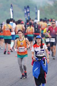 BIB: 4550, 40283
                            <button type="button" onclick="openModal(7416383)" class="btn btn-primary btn-sm float-right btn-popup" data-toggle="modal" data-target=".modal-high-quality">
                        <i class="fas fa-shopping-cart"></i> Add to Cart
                    </button>
                                            <button type="button" onclick="isThisMe(7416383, true)" class="btn btn-success btn-sm float-right btn-popup btn-isme hidden" data-toggle="tooltip" data-placement="bottom" title="นี่คือรูปของคุณใช่ไหม คลิกที่นี่เพื่อเอาเข้าอัลบั้ม">
                        <i class="fas fa-plus"></i> Add to album
                    </button>
                    <button type="button" onclick="isThisMe(7416383, false)" class="btn btn-warning btn-sm float-right btn-popup btn-isnotme hidden">
                        <i class="fas fa-ban"></i> Remove from album
                    </button>