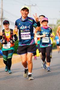 BIB: 40915, 155, 40454
                            <button type="button" onclick="openModal(9129323)" class="btn btn-primary btn-sm float-right btn-popup" data-toggle="modal" data-target=".modal-high-quality">
                        <i class="fas fa-shopping-cart"></i> Add to Cart
                    </button>
                                            <button type="button" onclick="isThisMe(9129323, true)" class="btn btn-success btn-sm float-right btn-popup btn-isme hidden" data-toggle="tooltip" data-placement="bottom" title="นี่คือรูปของคุณใช่ไหม คลิกที่นี่เพื่อเอาเข้าอัลบั้ม">
                        <i class="fas fa-plus"></i> Add to album
                    </button>
                    <button type="button" onclick="isThisMe(9129323, false)" class="btn btn-warning btn-sm float-right btn-popup btn-isnotme hidden">
                        <i class="fas fa-ban"></i> Remove from album
                    </button>