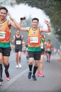 BIB: 0905, 20032
                            <button type="button" onclick="openModal(10361244)" class="btn btn-primary btn-sm float-right btn-popup" data-toggle="modal" data-target=".modal-high-quality">
                        <i class="fas fa-shopping-cart"></i> Add to Cart
                    </button>
                                            <button type="button" onclick="isThisMe(10361244, true)" class="btn btn-success btn-sm float-right btn-popup btn-isme hidden" data-toggle="tooltip" data-placement="bottom" title="นี่คือรูปของคุณใช่ไหม คลิกที่นี่เพื่อเอาเข้าอัลบั้ม">
                        <i class="fas fa-plus"></i> Add to album
                    </button>
                    <button type="button" onclick="isThisMe(10361244, false)" class="btn btn-warning btn-sm float-right btn-popup btn-isnotme hidden">
                        <i class="fas fa-ban"></i> Remove from album
                    </button>