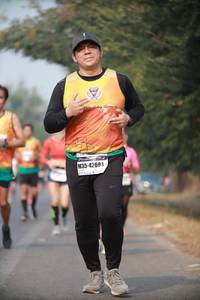 BIB: 42694
                            <button type="button" onclick="openModal(10005570)" class="btn btn-primary btn-sm float-right btn-popup" data-toggle="modal" data-target=".modal-high-quality">
                        <i class="fas fa-shopping-cart"></i> Add to Cart
                    </button>
                                            <button type="button" onclick="isThisMe(10005570, true)" class="btn btn-success btn-sm float-right btn-popup btn-isme hidden" data-toggle="tooltip" data-placement="bottom" title="นี่คือรูปของคุณใช่ไหม คลิกที่นี่เพื่อเอาเข้าอัลบั้ม">
                        <i class="fas fa-plus"></i> Add to album
                    </button>
                    <button type="button" onclick="isThisMe(10005570, false)" class="btn btn-warning btn-sm float-right btn-popup btn-isnotme hidden">
                        <i class="fas fa-ban"></i> Remove from album
                    </button>