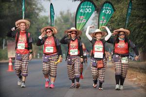 BIB: 400
                            <button type="button" onclick="openModal(10151089)" class="btn btn-primary btn-sm float-right btn-popup" data-toggle="modal" data-target=".modal-high-quality">
                        <i class="fas fa-shopping-cart"></i> Add to Cart
                    </button>
                                            <button type="button" onclick="isThisMe(10151089, true)" class="btn btn-success btn-sm float-right btn-popup btn-isme hidden" data-toggle="tooltip" data-placement="bottom" title="นี่คือรูปของคุณใช่ไหม คลิกที่นี่เพื่อเอาเข้าอัลบั้ม">
                        <i class="fas fa-plus"></i> Add to album
                    </button>
                    <button type="button" onclick="isThisMe(10151089, false)" class="btn btn-warning btn-sm float-right btn-popup btn-isnotme hidden">
                        <i class="fas fa-ban"></i> Remove from album
                    </button>