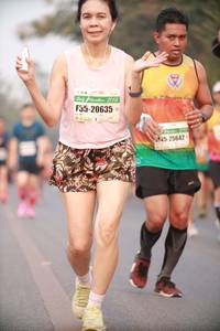 BIB: 20635, 25642
                            <button type="button" onclick="openModal(10130913)" class="btn btn-primary btn-sm float-right btn-popup" data-toggle="modal" data-target=".modal-high-quality">
                        <i class="fas fa-shopping-cart"></i> Add to Cart
                    </button>
                                            <button type="button" onclick="isThisMe(10130913, true)" class="btn btn-success btn-sm float-right btn-popup btn-isme hidden" data-toggle="tooltip" data-placement="bottom" title="นี่คือรูปของคุณใช่ไหม คลิกที่นี่เพื่อเอาเข้าอัลบั้ม">
                        <i class="fas fa-plus"></i> Add to album
                    </button>
                    <button type="button" onclick="isThisMe(10130913, false)" class="btn btn-warning btn-sm float-right btn-popup btn-isnotme hidden">
                        <i class="fas fa-ban"></i> Remove from album
                    </button>