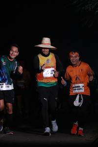 BIB: 162, 17187, 84095
                            <button type="button" onclick="openModal(10202447)" class="btn btn-primary btn-sm float-right btn-popup" data-toggle="modal" data-target=".modal-high-quality">
                        <i class="fas fa-shopping-cart"></i> Add to Cart
                    </button>
                                            <button type="button" onclick="isThisMe(10202447, true)" class="btn btn-success btn-sm float-right btn-popup btn-isme hidden" data-toggle="tooltip" data-placement="bottom" title="นี่คือรูปของคุณใช่ไหม คลิกที่นี่เพื่อเอาเข้าอัลบั้ม">
                        <i class="fas fa-plus"></i> Add to album
                    </button>
                    <button type="button" onclick="isThisMe(10202447, false)" class="btn btn-warning btn-sm float-right btn-popup btn-isnotme hidden">
                        <i class="fas fa-ban"></i> Remove from album
                    </button>