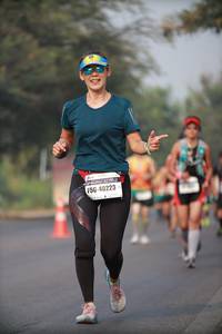 BIB: 40223
                            <button type="button" onclick="openModal(10152596)" class="btn btn-primary btn-sm float-right btn-popup" data-toggle="modal" data-target=".modal-high-quality">
                        <i class="fas fa-shopping-cart"></i> Add to Cart
                    </button>
                                            <button type="button" onclick="isThisMe(10152596, true)" class="btn btn-success btn-sm float-right btn-popup btn-isme hidden" data-toggle="tooltip" data-placement="bottom" title="นี่คือรูปของคุณใช่ไหม คลิกที่นี่เพื่อเอาเข้าอัลบั้ม">
                        <i class="fas fa-plus"></i> Add to album
                    </button>
                    <button type="button" onclick="isThisMe(10152596, false)" class="btn btn-warning btn-sm float-right btn-popup btn-isnotme hidden">
                        <i class="fas fa-ban"></i> Remove from album
                    </button>