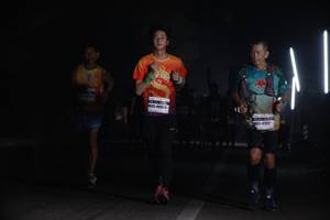 BIB: 47857, 
                            <button type="button" onclick="openModal(10212296)" class="btn btn-primary btn-sm float-right btn-popup" data-toggle="modal" data-target=".modal-high-quality">
                        <i class="fas fa-shopping-cart"></i> Add to Cart
                    </button>
                                            <button type="button" onclick="isThisMe(10212296, true)" class="btn btn-success btn-sm float-right btn-popup btn-isme hidden" data-toggle="tooltip" data-placement="bottom" title="นี่คือรูปของคุณใช่ไหม คลิกที่นี่เพื่อเอาเข้าอัลบั้ม">
                        <i class="fas fa-plus"></i> Add to album
                    </button>
                    <button type="button" onclick="isThisMe(10212296, false)" class="btn btn-warning btn-sm float-right btn-popup btn-isnotme hidden">
                        <i class="fas fa-ban"></i> Remove from album
                    </button>