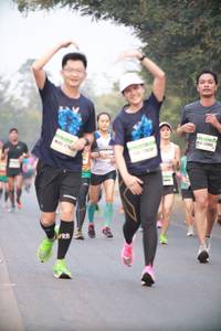 BIB: 72400, 125
                            <button type="button" onclick="openModal(10108687)" class="btn btn-primary btn-sm float-right btn-popup" data-toggle="modal" data-target=".modal-high-quality">
                        <i class="fas fa-shopping-cart"></i> Add to Cart
                    </button>
                                            <button type="button" onclick="isThisMe(10108687, true)" class="btn btn-success btn-sm float-right btn-popup btn-isme hidden" data-toggle="tooltip" data-placement="bottom" title="นี่คือรูปของคุณใช่ไหม คลิกที่นี่เพื่อเอาเข้าอัลบั้ม">
                        <i class="fas fa-plus"></i> Add to album
                    </button>
                    <button type="button" onclick="isThisMe(10108687, false)" class="btn btn-warning btn-sm float-right btn-popup btn-isnotme hidden">
                        <i class="fas fa-ban"></i> Remove from album
                    </button>