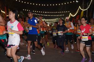 BIB: 10535
                            <button type="button" onclick="openModal(9225691)" class="btn btn-primary btn-sm float-right btn-popup" data-toggle="modal" data-target=".modal-high-quality">
                        <i class="fas fa-shopping-cart"></i> Add to Cart
                    </button>
                                            <button type="button" onclick="isThisMe(9225691, true)" class="btn btn-success btn-sm float-right btn-popup btn-isme hidden" data-toggle="tooltip" data-placement="bottom" title="นี่คือรูปของคุณใช่ไหม คลิกที่นี่เพื่อเอาเข้าอัลบั้ม">
                        <i class="fas fa-plus"></i> Add to album
                    </button>
                    <button type="button" onclick="isThisMe(9225691, false)" class="btn btn-warning btn-sm float-right btn-popup btn-isnotme hidden">
                        <i class="fas fa-ban"></i> Remove from album
                    </button>