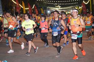 BIB: 4445, 43038, 42997
                            <button type="button" onclick="openModal(9198681)" class="btn btn-primary btn-sm float-right btn-popup" data-toggle="modal" data-target=".modal-high-quality">
                        <i class="fas fa-shopping-cart"></i> Add to Cart
                    </button>
                                            <button type="button" onclick="isThisMe(9198681, true)" class="btn btn-success btn-sm float-right btn-popup btn-isme hidden" data-toggle="tooltip" data-placement="bottom" title="นี่คือรูปของคุณใช่ไหม คลิกที่นี่เพื่อเอาเข้าอัลบั้ม">
                        <i class="fas fa-plus"></i> Add to album
                    </button>
                    <button type="button" onclick="isThisMe(9198681, false)" class="btn btn-warning btn-sm float-right btn-popup btn-isnotme hidden">
                        <i class="fas fa-ban"></i> Remove from album
                    </button>