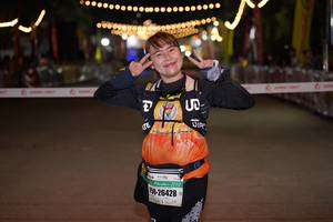 BIB: 2112, 26428
                            <button type="button" onclick="openModal(9184137)" class="btn btn-primary btn-sm float-right btn-popup" data-toggle="modal" data-target=".modal-high-quality">
                        <i class="fas fa-shopping-cart"></i> Add to Cart
                    </button>
                                            <button type="button" onclick="isThisMe(9184137, true)" class="btn btn-success btn-sm float-right btn-popup btn-isme hidden" data-toggle="tooltip" data-placement="bottom" title="นี่คือรูปของคุณใช่ไหม คลิกที่นี่เพื่อเอาเข้าอัลบั้ม">
                        <i class="fas fa-plus"></i> Add to album
                    </button>
                    <button type="button" onclick="isThisMe(9184137, false)" class="btn btn-warning btn-sm float-right btn-popup btn-isnotme hidden">
                        <i class="fas fa-ban"></i> Remove from album
                    </button>