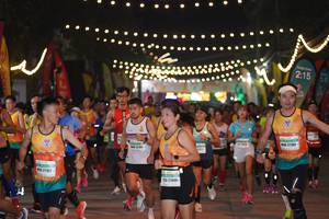 BIB: 215, 2710, 7490, 2702
                            <button type="button" onclick="openModal(9217586)" class="btn btn-primary btn-sm float-right btn-popup" data-toggle="modal" data-target=".modal-high-quality">
                        <i class="fas fa-shopping-cart"></i> Add to Cart
                    </button>
                                            <button type="button" onclick="isThisMe(9217586, true)" class="btn btn-success btn-sm float-right btn-popup btn-isme hidden" data-toggle="tooltip" data-placement="bottom" title="นี่คือรูปของคุณใช่ไหม คลิกที่นี่เพื่อเอาเข้าอัลบั้ม">
                        <i class="fas fa-plus"></i> Add to album
                    </button>
                    <button type="button" onclick="isThisMe(9217586, false)" class="btn btn-warning btn-sm float-right btn-popup btn-isnotme hidden">
                        <i class="fas fa-ban"></i> Remove from album
                    </button>