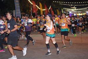 BIB: 
                            <button type="button" onclick="openModal(9200195)" class="btn btn-primary btn-sm float-right btn-popup" data-toggle="modal" data-target=".modal-high-quality">
                        <i class="fas fa-shopping-cart"></i> Add to Cart
                    </button>
                                            <button type="button" onclick="isThisMe(9200195, true)" class="btn btn-success btn-sm float-right btn-popup btn-isme hidden" data-toggle="tooltip" data-placement="bottom" title="นี่คือรูปของคุณใช่ไหม คลิกที่นี่เพื่อเอาเข้าอัลบั้ม">
                        <i class="fas fa-plus"></i> Add to album
                    </button>
                    <button type="button" onclick="isThisMe(9200195, false)" class="btn btn-warning btn-sm float-right btn-popup btn-isnotme hidden">
                        <i class="fas fa-ban"></i> Remove from album
                    </button>