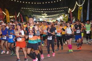 BIB: 656
                            <button type="button" onclick="openModal(9189179)" class="btn btn-primary btn-sm float-right btn-popup" data-toggle="modal" data-target=".modal-high-quality">
                        <i class="fas fa-shopping-cart"></i> Add to Cart
                    </button>
                                            <button type="button" onclick="isThisMe(9189179, true)" class="btn btn-success btn-sm float-right btn-popup btn-isme hidden" data-toggle="tooltip" data-placement="bottom" title="นี่คือรูปของคุณใช่ไหม คลิกที่นี่เพื่อเอาเข้าอัลบั้ม">
                        <i class="fas fa-plus"></i> Add to album
                    </button>
                    <button type="button" onclick="isThisMe(9189179, false)" class="btn btn-warning btn-sm float-right btn-popup btn-isnotme hidden">
                        <i class="fas fa-ban"></i> Remove from album
                    </button>