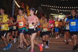 BIB: 11156, 16421, 1561
                            <button type="button" onclick="openModal(9225787)" class="btn btn-primary btn-sm float-right btn-popup" data-toggle="modal" data-target=".modal-high-quality">
                        <i class="fas fa-shopping-cart"></i> Add to Cart
                    </button>
                                            <button type="button" onclick="isThisMe(9225787, true)" class="btn btn-success btn-sm float-right btn-popup btn-isme hidden" data-toggle="tooltip" data-placement="bottom" title="นี่คือรูปของคุณใช่ไหม คลิกที่นี่เพื่อเอาเข้าอัลบั้ม">
                        <i class="fas fa-plus"></i> Add to album
                    </button>
                    <button type="button" onclick="isThisMe(9225787, false)" class="btn btn-warning btn-sm float-right btn-popup btn-isnotme hidden">
                        <i class="fas fa-ban"></i> Remove from album
                    </button>