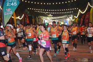 BIB: 245, 2116
                            <button type="button" onclick="openModal(9218281)" class="btn btn-primary btn-sm float-right btn-popup" data-toggle="modal" data-target=".modal-high-quality">
                        <i class="fas fa-shopping-cart"></i> Add to Cart
                    </button>
                                            <button type="button" onclick="isThisMe(9218281, true)" class="btn btn-success btn-sm float-right btn-popup btn-isme hidden" data-toggle="tooltip" data-placement="bottom" title="นี่คือรูปของคุณใช่ไหม คลิกที่นี่เพื่อเอาเข้าอัลบั้ม">
                        <i class="fas fa-plus"></i> Add to album
                    </button>
                    <button type="button" onclick="isThisMe(9218281, false)" class="btn btn-warning btn-sm float-right btn-popup btn-isnotme hidden">
                        <i class="fas fa-ban"></i> Remove from album
                    </button>