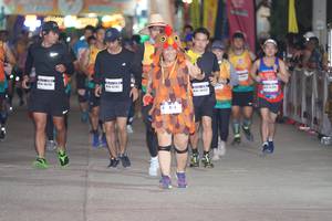 BIB: 
                            <button type="button" onclick="openModal(9201551)" class="btn btn-primary btn-sm float-right btn-popup" data-toggle="modal" data-target=".modal-high-quality">
                        <i class="fas fa-shopping-cart"></i> Add to Cart
                    </button>
                                            <button type="button" onclick="isThisMe(9201551, true)" class="btn btn-success btn-sm float-right btn-popup btn-isme hidden" data-toggle="tooltip" data-placement="bottom" title="นี่คือรูปของคุณใช่ไหม คลิกที่นี่เพื่อเอาเข้าอัลบั้ม">
                        <i class="fas fa-plus"></i> Add to album
                    </button>
                    <button type="button" onclick="isThisMe(9201551, false)" class="btn btn-warning btn-sm float-right btn-popup btn-isnotme hidden">
                        <i class="fas fa-ban"></i> Remove from album
                    </button>