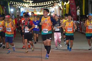 BIB: 4100, 42877
                            <button type="button" onclick="openModal(9201824)" class="btn btn-primary btn-sm float-right btn-popup" data-toggle="modal" data-target=".modal-high-quality">
                        <i class="fas fa-shopping-cart"></i> Add to Cart
                    </button>
                                            <button type="button" onclick="isThisMe(9201824, true)" class="btn btn-success btn-sm float-right btn-popup btn-isme hidden" data-toggle="tooltip" data-placement="bottom" title="นี่คือรูปของคุณใช่ไหม คลิกที่นี่เพื่อเอาเข้าอัลบั้ม">
                        <i class="fas fa-plus"></i> Add to album
                    </button>
                    <button type="button" onclick="isThisMe(9201824, false)" class="btn btn-warning btn-sm float-right btn-popup btn-isnotme hidden">
                        <i class="fas fa-ban"></i> Remove from album
                    </button>