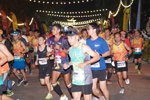 BIB: 586
                            <button type="button" onclick="openModal(9189479)" class="btn btn-primary btn-sm float-right btn-popup" data-toggle="modal" data-target=".modal-high-quality">
                        <i class="fas fa-shopping-cart"></i> Add to Cart
                    </button>
                                            <button type="button" onclick="isThisMe(9189479, true)" class="btn btn-success btn-sm float-right btn-popup btn-isme hidden" data-toggle="tooltip" data-placement="bottom" title="นี่คือรูปของคุณใช่ไหม คลิกที่นี่เพื่อเอาเข้าอัลบั้ม">
                        <i class="fas fa-plus"></i> Add to album
                    </button>
                    <button type="button" onclick="isThisMe(9189479, false)" class="btn btn-warning btn-sm float-right btn-popup btn-isnotme hidden">
                        <i class="fas fa-ban"></i> Remove from album
                    </button>