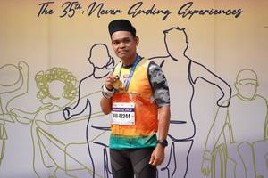 BIB: 42244
                            <button type="button" onclick="openModal(8891848)" class="btn btn-primary btn-sm float-right btn-popup" data-toggle="modal" data-target=".modal-high-quality">
                        <i class="fas fa-shopping-cart"></i> Add to Cart
                    </button>
                                            <button type="button" onclick="isThisMe(8891848, true)" class="btn btn-success btn-sm float-right btn-popup btn-isme hidden" data-toggle="tooltip" data-placement="bottom" title="นี่คือรูปของคุณใช่ไหม คลิกที่นี่เพื่อเอาเข้าอัลบั้ม">
                        <i class="fas fa-plus"></i> Add to album
                    </button>
                    <button type="button" onclick="isThisMe(8891848, false)" class="btn btn-warning btn-sm float-right btn-popup btn-isnotme hidden">
                        <i class="fas fa-ban"></i> Remove from album
                    </button>