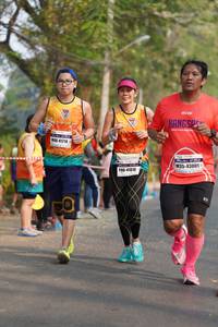 BIB: 41714, 43001, 41016
                            <button type="button" onclick="openModal(9066435)" class="btn btn-primary btn-sm float-right btn-popup" data-toggle="modal" data-target=".modal-high-quality">
                        <i class="fas fa-shopping-cart"></i> Add to Cart
                    </button>
                                            <button type="button" onclick="isThisMe(9066435, true)" class="btn btn-success btn-sm float-right btn-popup btn-isme hidden" data-toggle="tooltip" data-placement="bottom" title="นี่คือรูปของคุณใช่ไหม คลิกที่นี่เพื่อเอาเข้าอัลบั้ม">
                        <i class="fas fa-plus"></i> Add to album
                    </button>
                    <button type="button" onclick="isThisMe(9066435, false)" class="btn btn-warning btn-sm float-right btn-popup btn-isnotme hidden">
                        <i class="fas fa-ban"></i> Remove from album
                    </button>