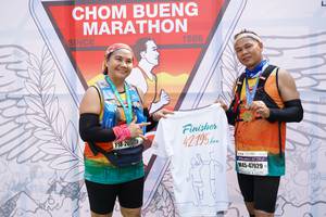 BIB: 1986, 42195, 47929
                            <button type="button" onclick="openModal(8846982)" class="btn btn-primary btn-sm float-right btn-popup" data-toggle="modal" data-target=".modal-high-quality">
                        <i class="fas fa-shopping-cart"></i> Add to Cart
                    </button>
                                            <button type="button" onclick="isThisMe(8846982, true)" class="btn btn-success btn-sm float-right btn-popup btn-isme hidden" data-toggle="tooltip" data-placement="bottom" title="นี่คือรูปของคุณใช่ไหม คลิกที่นี่เพื่อเอาเข้าอัลบั้ม">
                        <i class="fas fa-plus"></i> Add to album
                    </button>
                    <button type="button" onclick="isThisMe(8846982, false)" class="btn btn-warning btn-sm float-right btn-popup btn-isnotme hidden">
                        <i class="fas fa-ban"></i> Remove from album
                    </button>