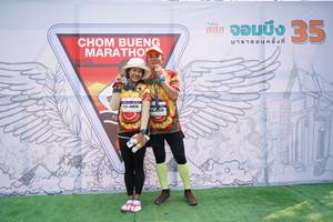 BIB: 40010
                            <button type="button" onclick="openModal(8874720)" class="btn btn-primary btn-sm float-right btn-popup" data-toggle="modal" data-target=".modal-high-quality">
                        <i class="fas fa-shopping-cart"></i> Add to Cart
                    </button>
                                            <button type="button" onclick="isThisMe(8874720, true)" class="btn btn-success btn-sm float-right btn-popup btn-isme hidden" data-toggle="tooltip" data-placement="bottom" title="นี่คือรูปของคุณใช่ไหม คลิกที่นี่เพื่อเอาเข้าอัลบั้ม">
                        <i class="fas fa-plus"></i> Add to album
                    </button>
                    <button type="button" onclick="isThisMe(8874720, false)" class="btn btn-warning btn-sm float-right btn-popup btn-isnotme hidden">
                        <i class="fas fa-ban"></i> Remove from album
                    </button>