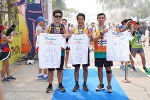 BIB: 42195, 260
                            <button type="button" onclick="openModal(8897836)" class="btn btn-primary btn-sm float-right btn-popup" data-toggle="modal" data-target=".modal-high-quality">
                        <i class="fas fa-shopping-cart"></i> Add to Cart
                    </button>
                                            <button type="button" onclick="isThisMe(8897836, true)" class="btn btn-success btn-sm float-right btn-popup btn-isme hidden" data-toggle="tooltip" data-placement="bottom" title="นี่คือรูปของคุณใช่ไหม คลิกที่นี่เพื่อเอาเข้าอัลบั้ม">
                        <i class="fas fa-plus"></i> Add to album
                    </button>
                    <button type="button" onclick="isThisMe(8897836, false)" class="btn btn-warning btn-sm float-right btn-popup btn-isnotme hidden">
                        <i class="fas fa-ban"></i> Remove from album
                    </button>